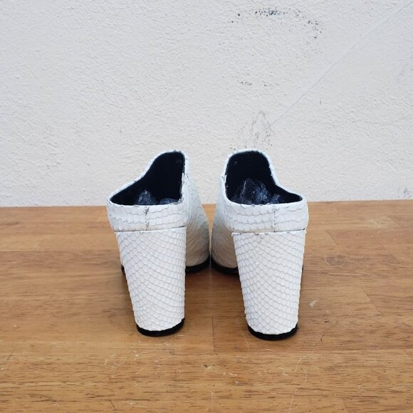 5/$100 SALE - Alias Mae Rue Mule - Picture 9 of 12